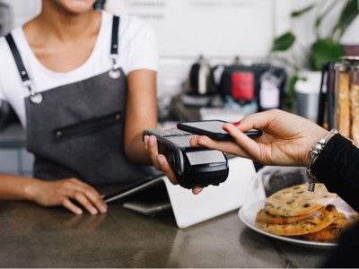 الخسائر الصامتة: كيف يضر الاحتيال المالي بسمعة المطاعم وأرباحها؟