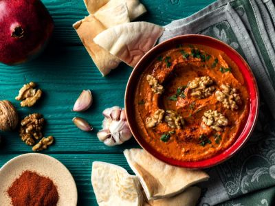 وصفات عمل المحمرة اللبنانية على أصولها