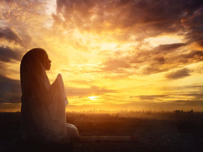 دعاء التوسل إلى الله لتفريج الكروب