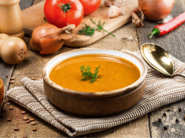 وصفات شوربة صحية مناسبة لنظام الكيتو