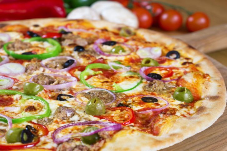 كيفية عمل بيتزا الفسيخ