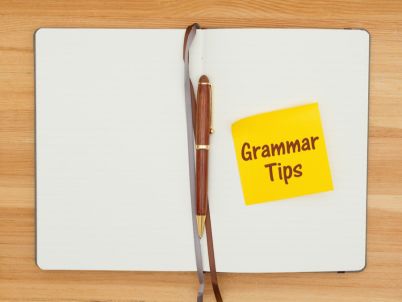 السؤال في زمن المضارع المستمر في اللغة الإنجليزية