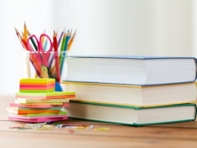 نفي المضارع المستمر في اللغة الإنجليزية