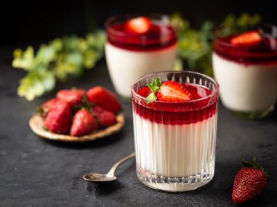 عمل وصفة الباناكوتا الإيطالية
