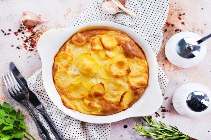 تحضير غراتان البطاطا بالبشاميل