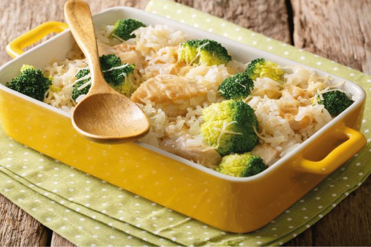 طريقة القرنبيط الأخضر مع الكريمة والدجاج