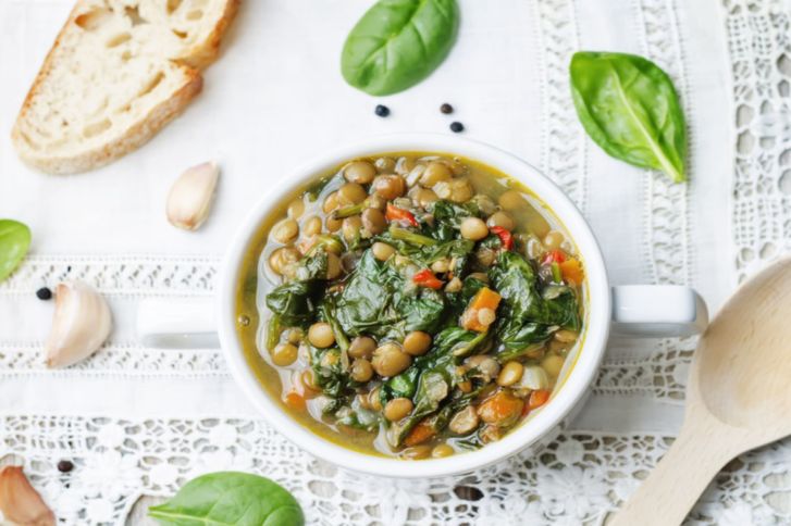 طريقة عمل العدس بجبة بدون طماطم