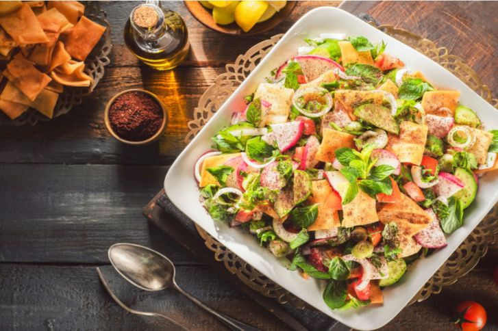 طريقة عمل الفتوش الفلسطيني بالطحينة