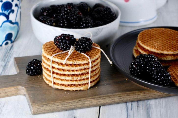 طريقة عمل الوافل الهولندي