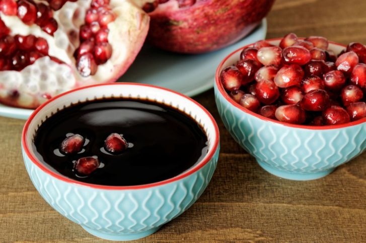 طريقة عمل دبس الرمان السوري