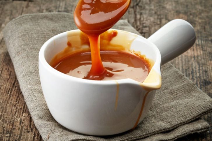 طريقة عمل صوص الكراميل بدون كريمة