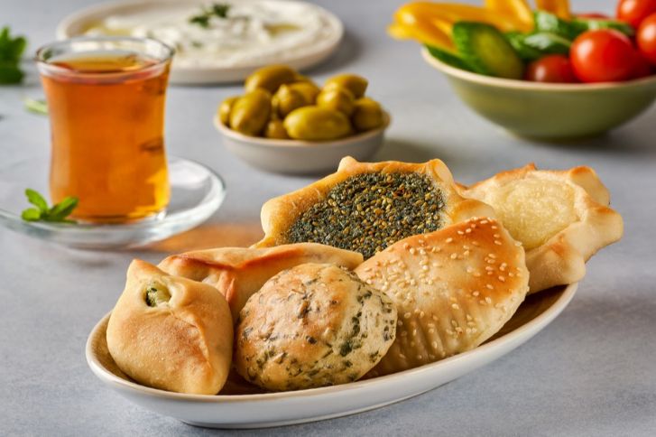 طريقة عمل عجينة الفطائر بدون حليب