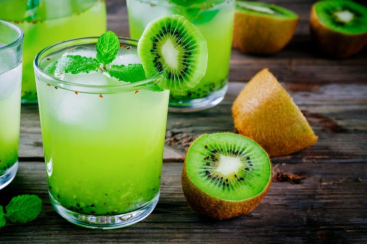 طريقة عمل عصير الكيوي مع النعناع