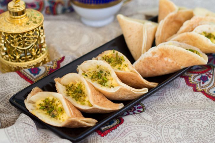 طريقة عمل قطائف بالكاسترد