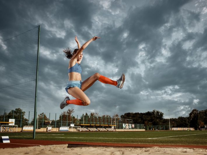 تاريخ ظهور رياضة القفز الطويل