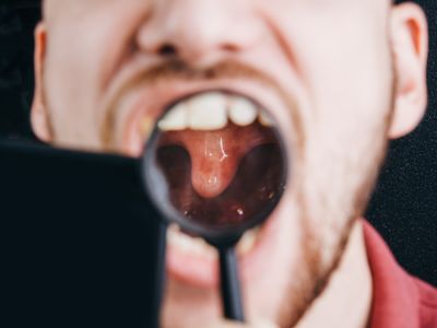 أعراض سرطان الحبال الصوتية