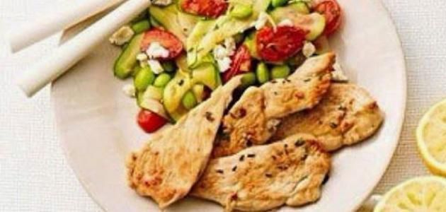 توست جبنة القريش والأناناس أكلات خفيفة