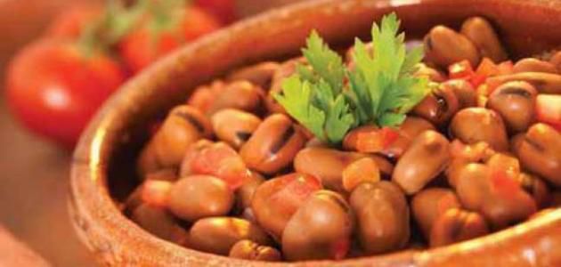 فول بالطماطم