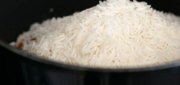وصفات أمريكية المعكرونة بالطماطم والصنوبر