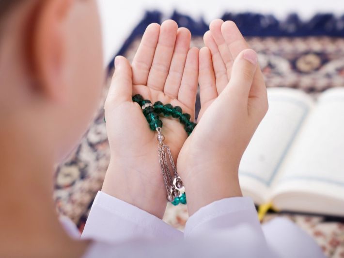 حكم الدعاء في الصلاة