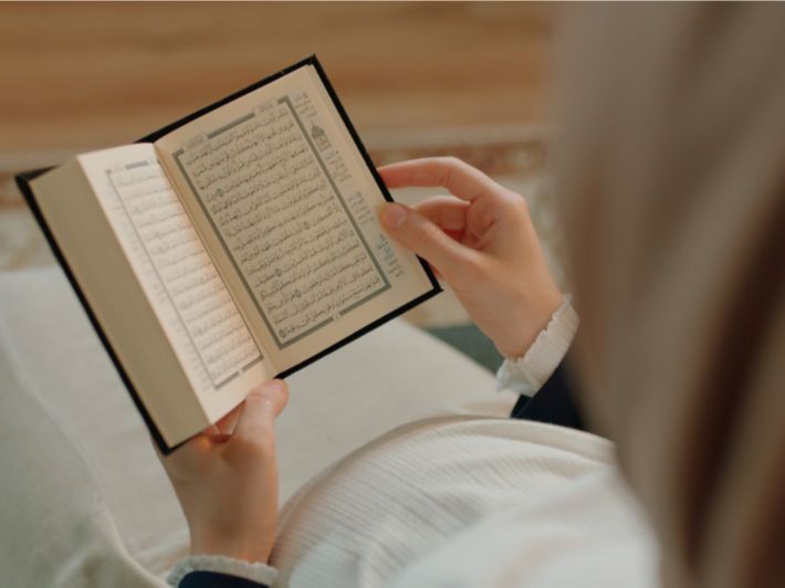 كيف تصلي المرأة الحامل؟
