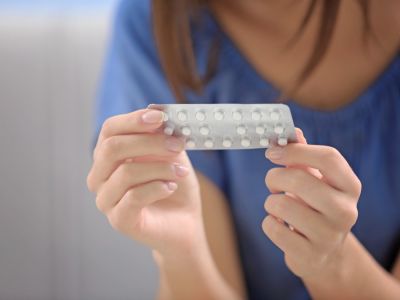 10 أعراض جانبية لحبوب منع الحمل 10 أعراض جانبية لحبوب منع الحمل