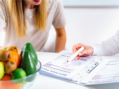 أكلات تساعد على التخلص من تكيس المبايض أكلات تساعد على التخلص من تكيس المبايض