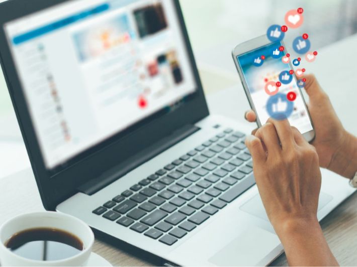 إيجابيات مواقع التواصل الاجتماعي في التعليم