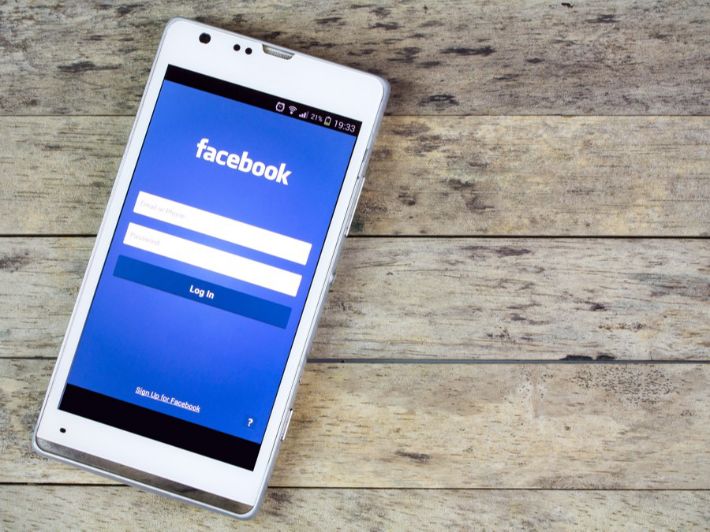 كيف أتذكر كلمة السر للفيسبوك؟ وكيف أغير كلمة السر؟