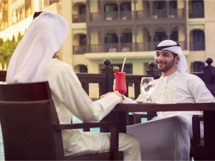 دليل محلات ومطاعم الحمراء مول