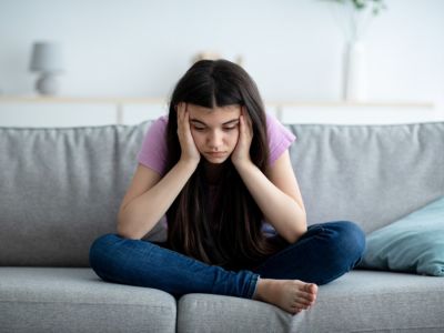 التعامل مع المراهق العنيد التعامل مع المراهق العنيد