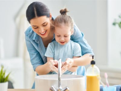 تربية الطفل على النظافة تربية الطفل على النظافة